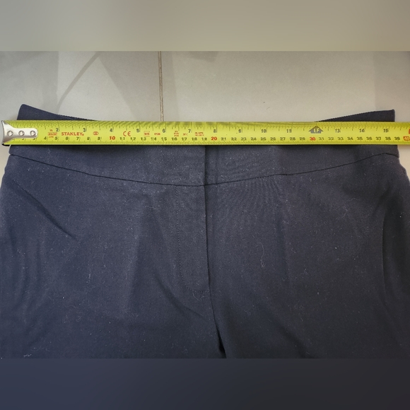 NWOT Nine West Mid-Rise Tapered Pants - Picture 3 of 3